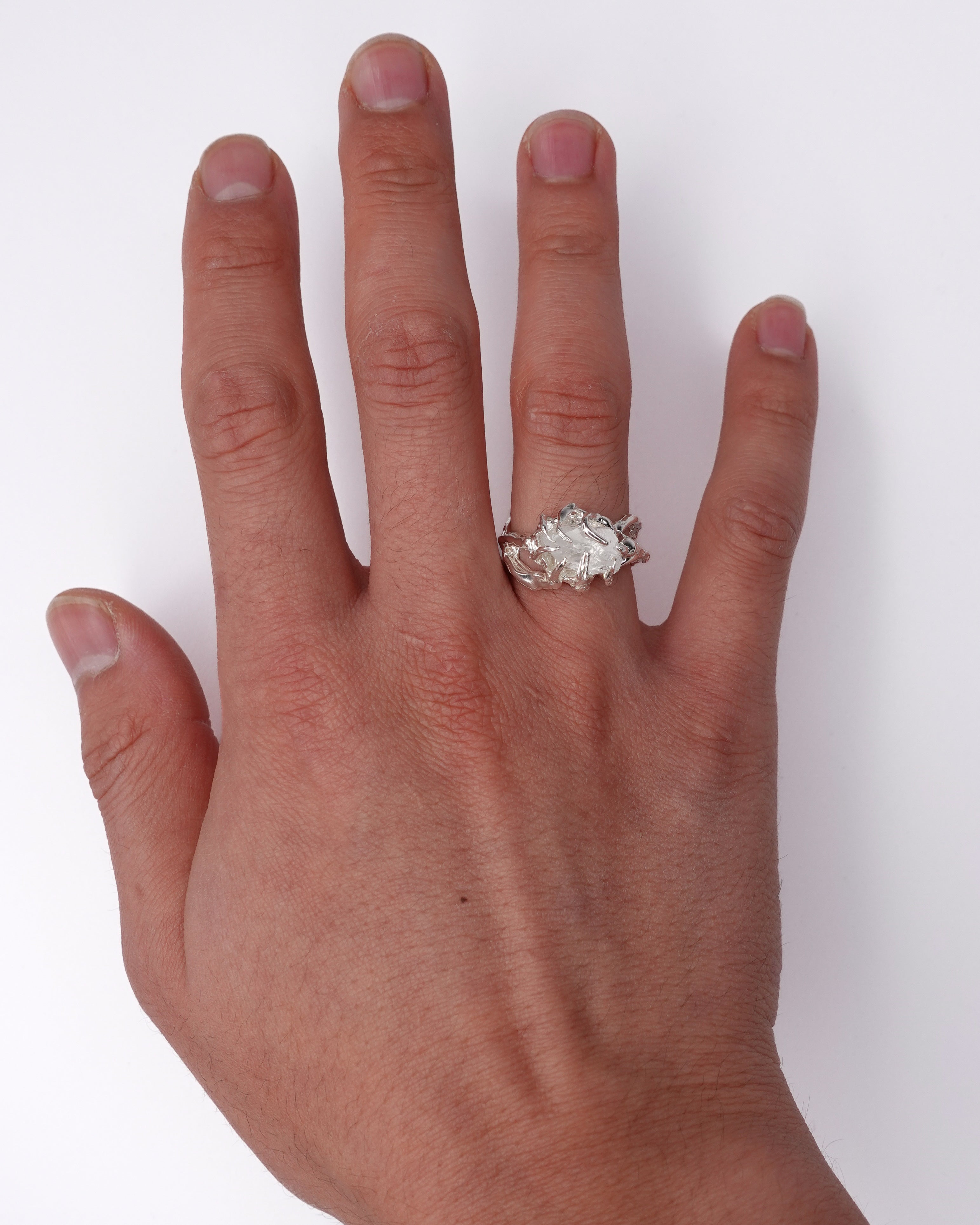 AV Ring