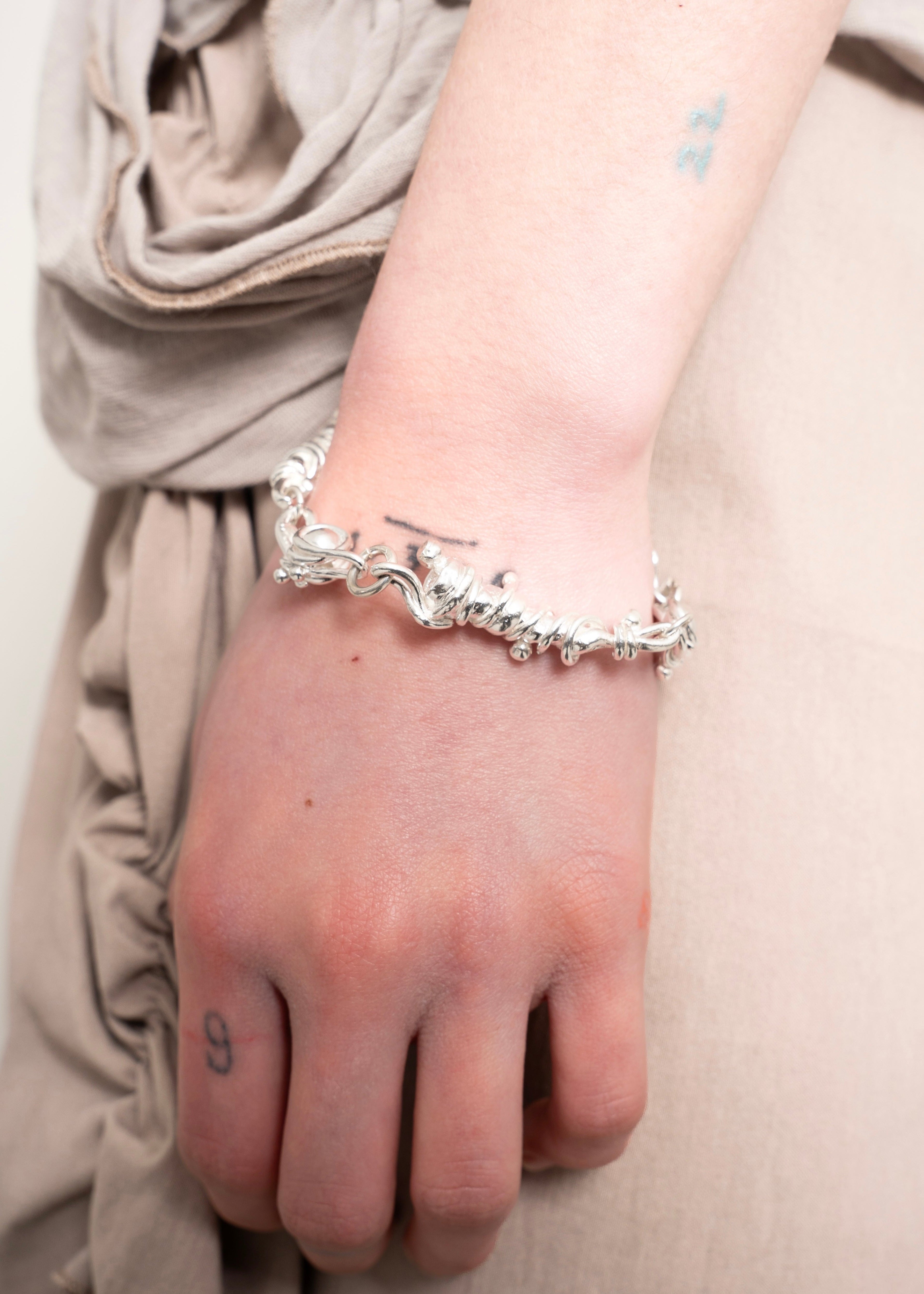 OMYO Bracelet 01