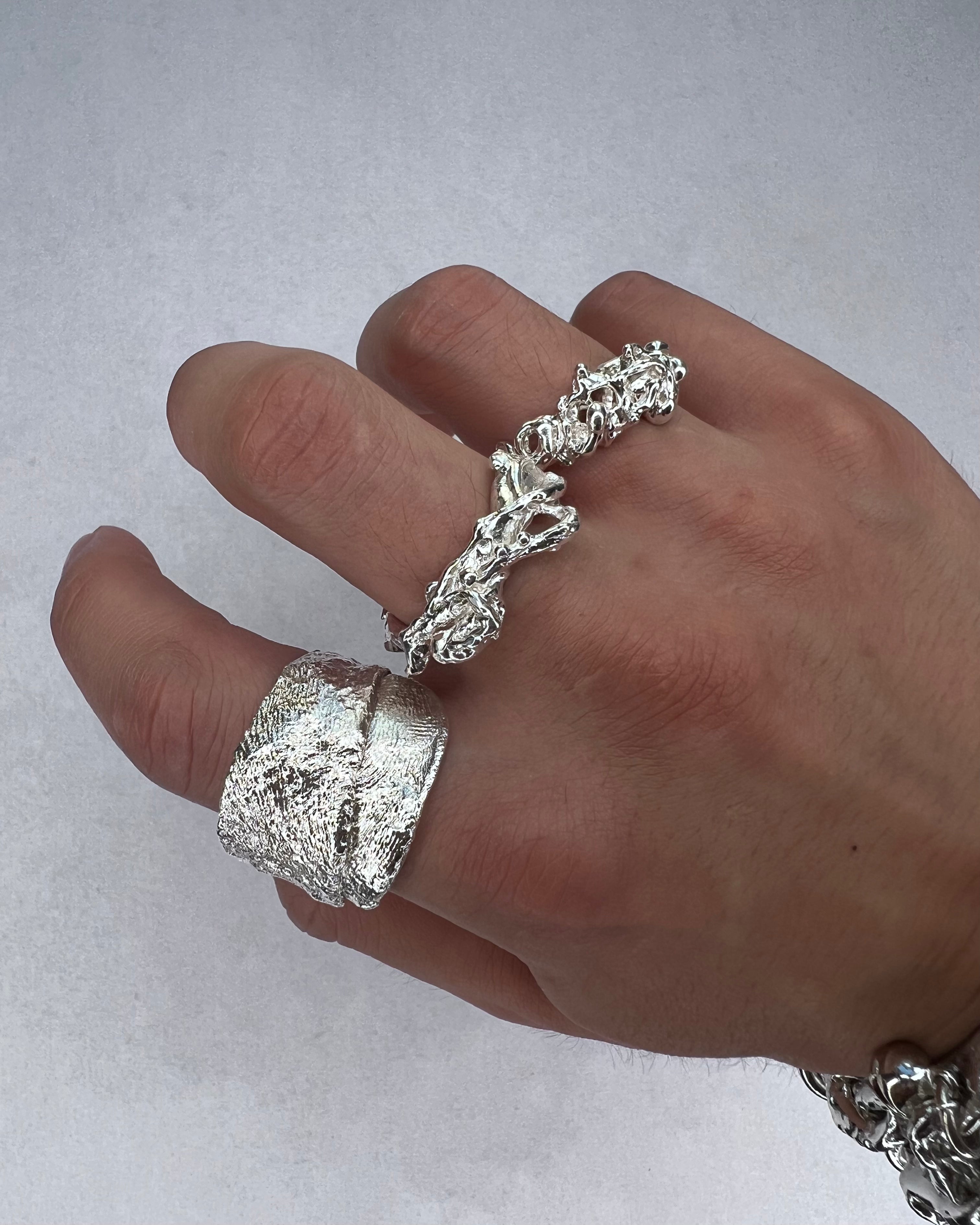 Bandage Ring