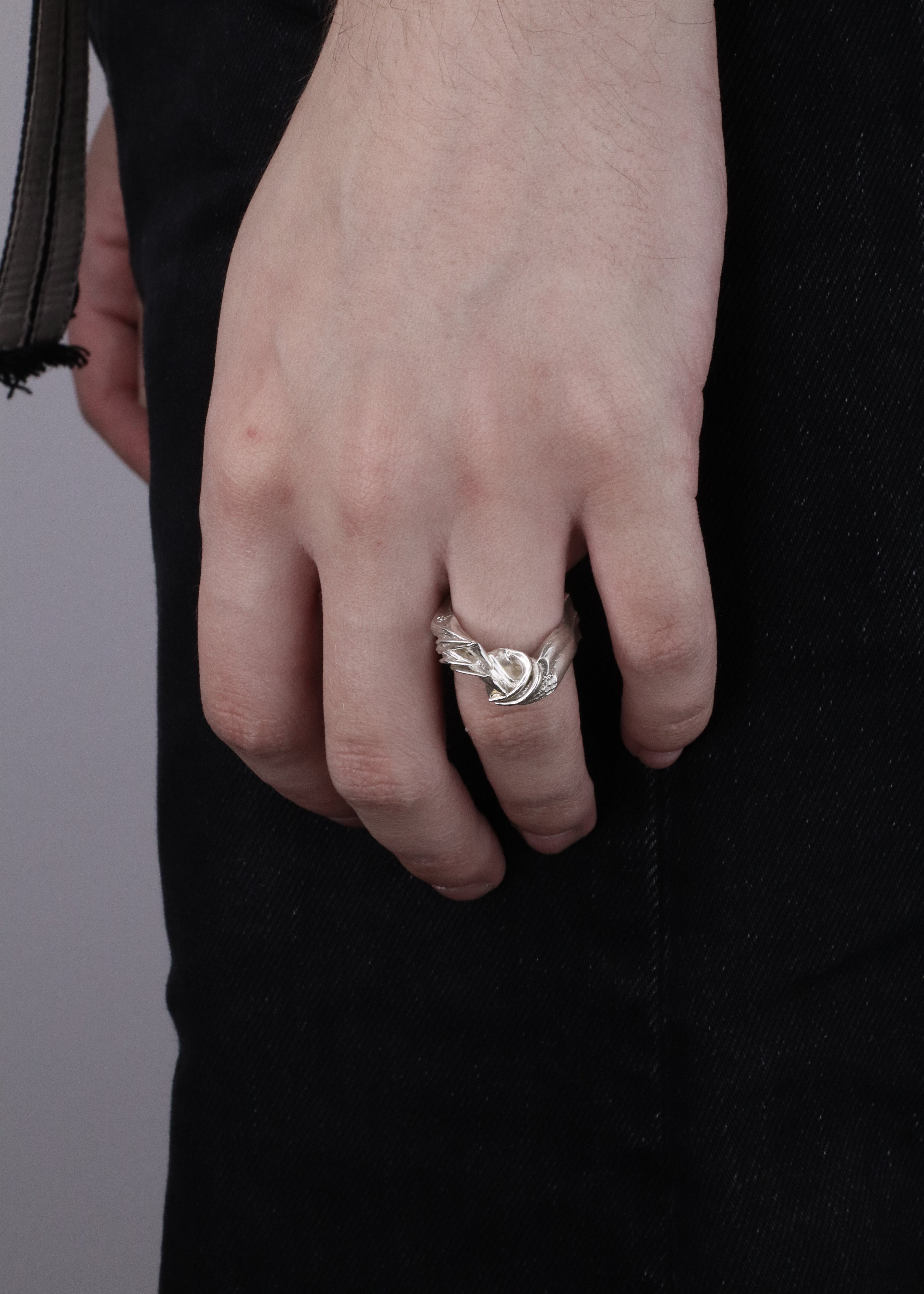 TALON RING