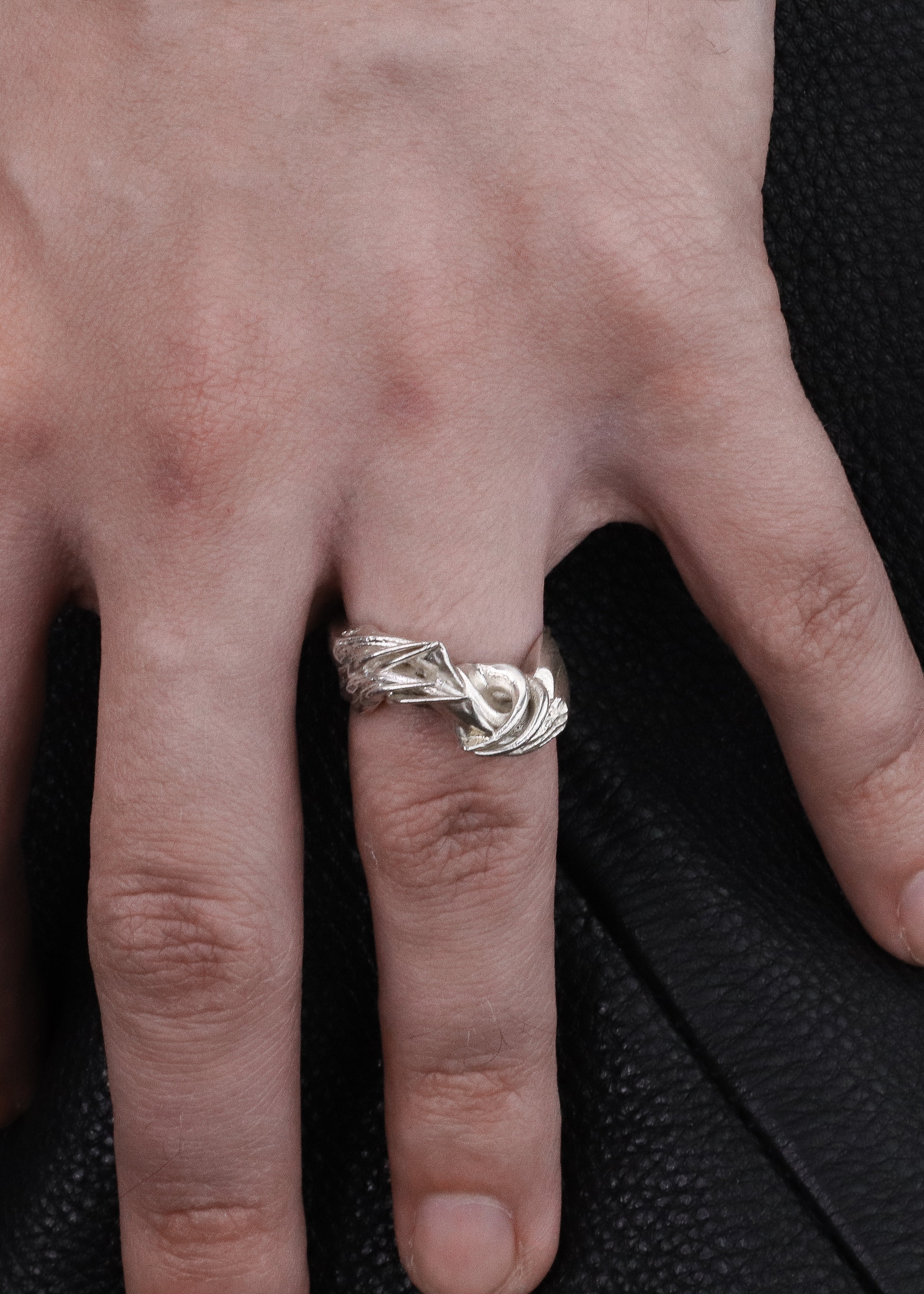 TALON RING