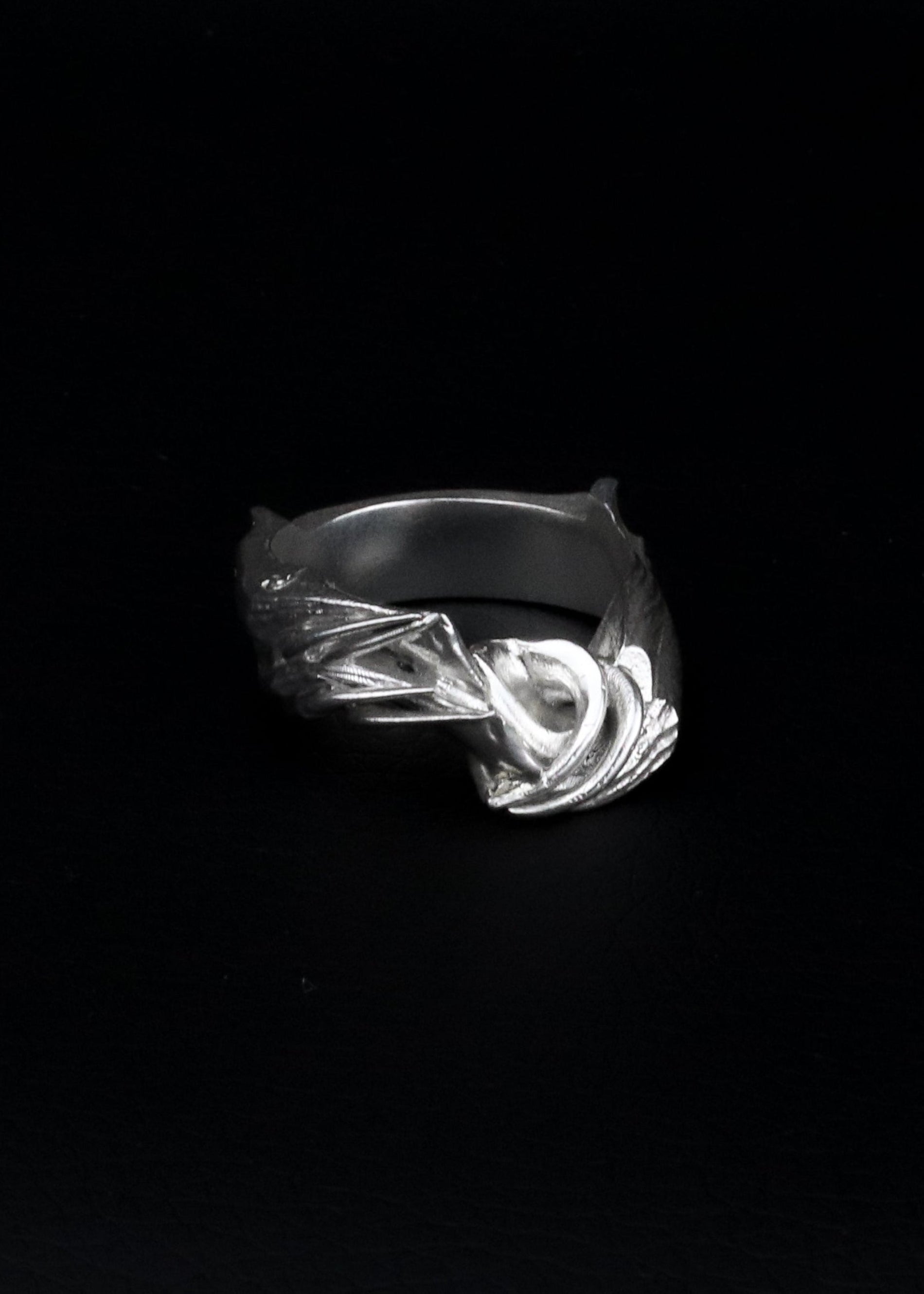 TALON RING