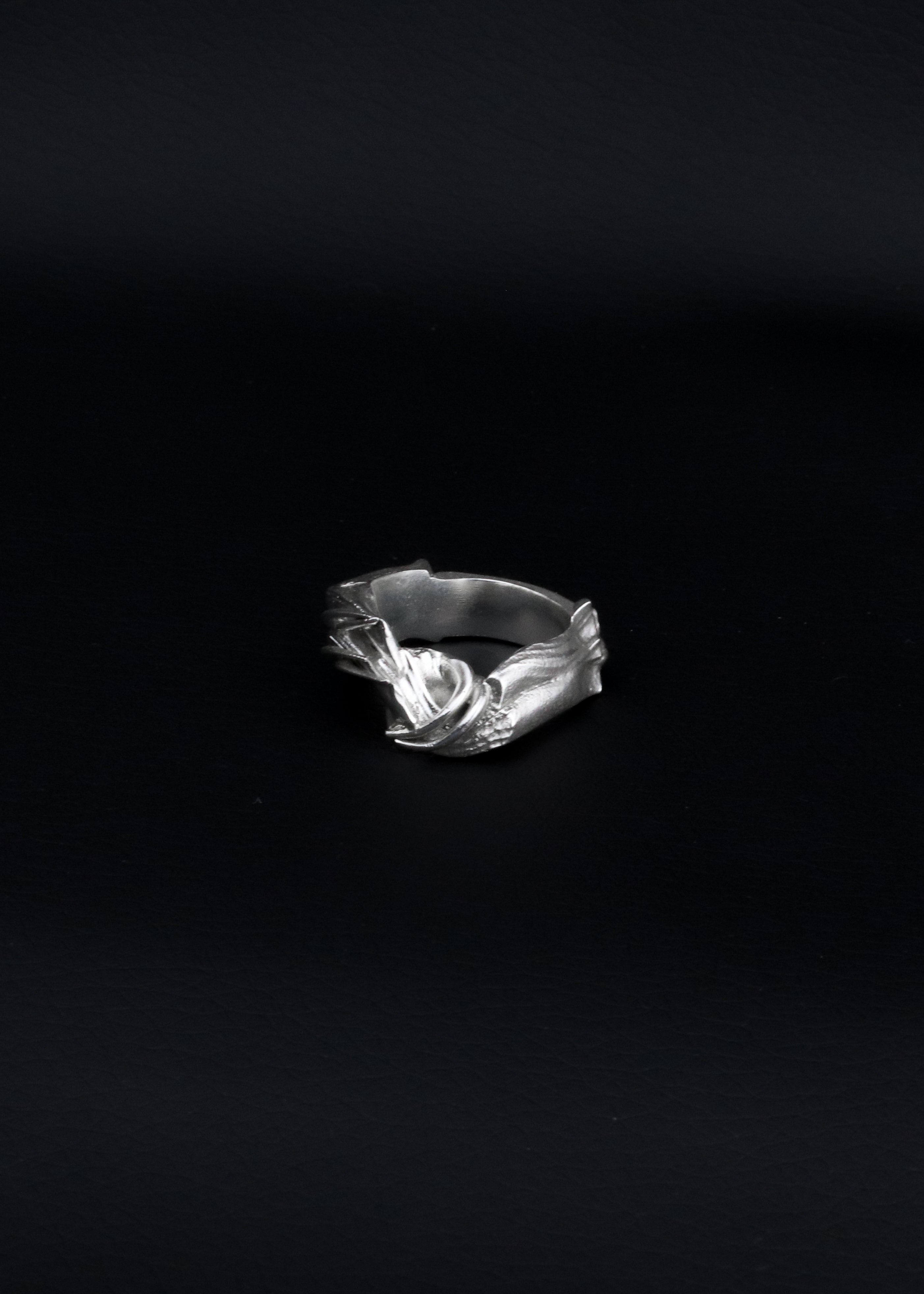 TALON RING
