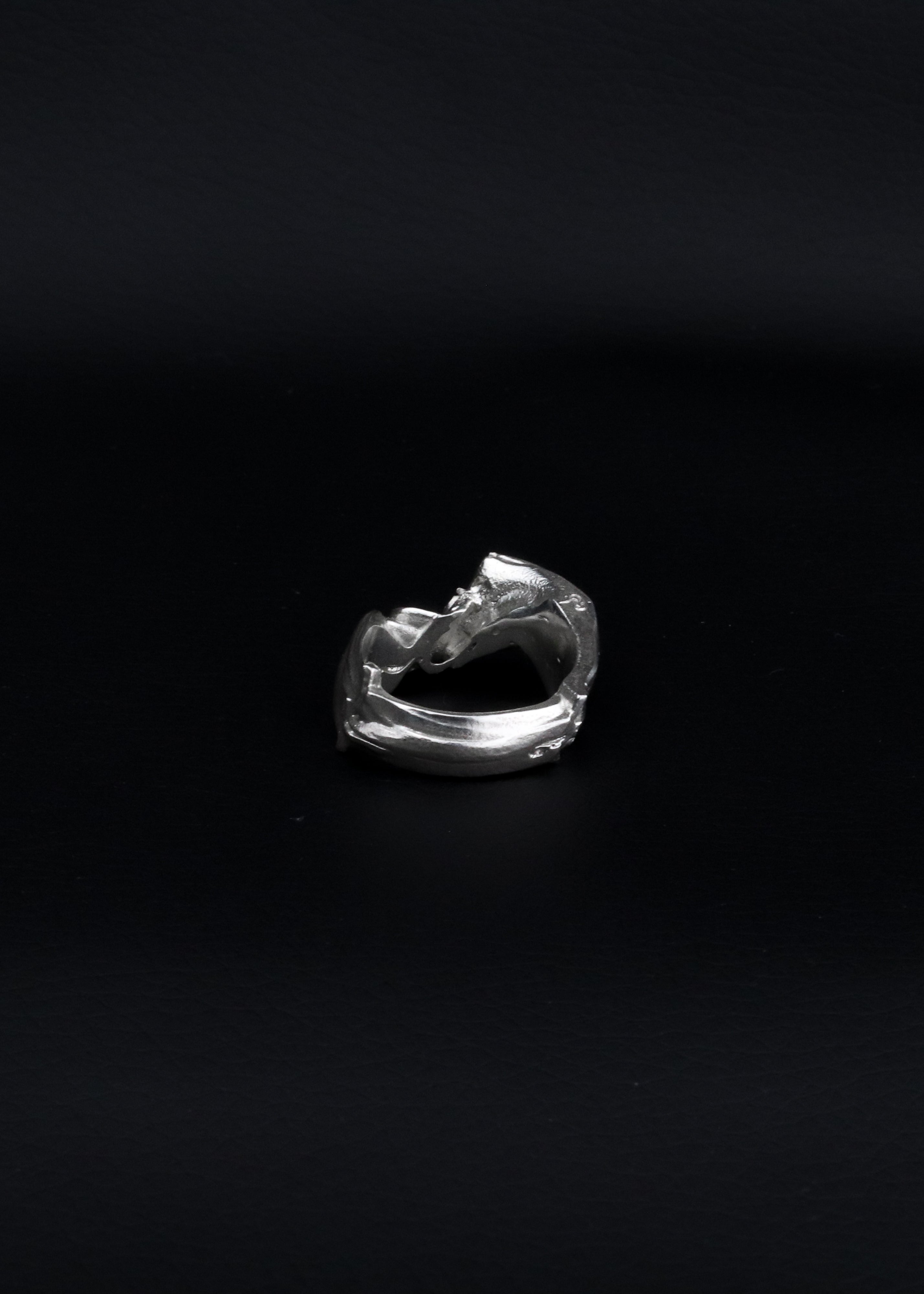 TALON RING