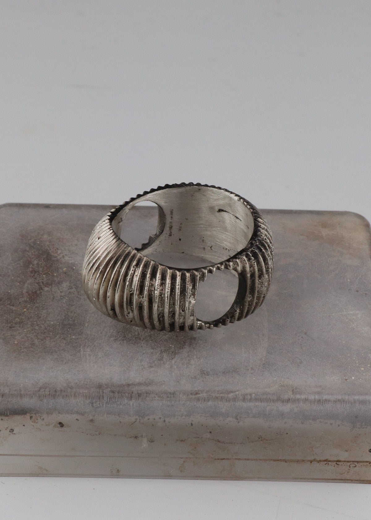 01-PIECE SERIES Crescendo Ring