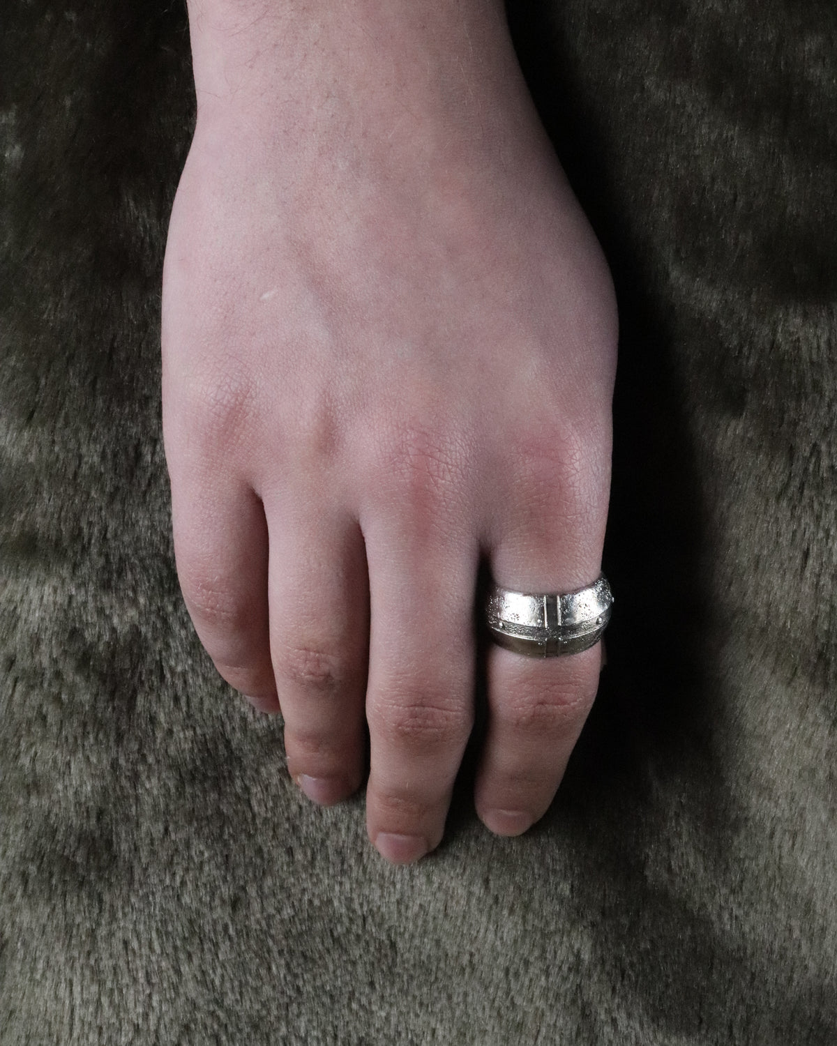 01-PIECE SERIES Armor Ring